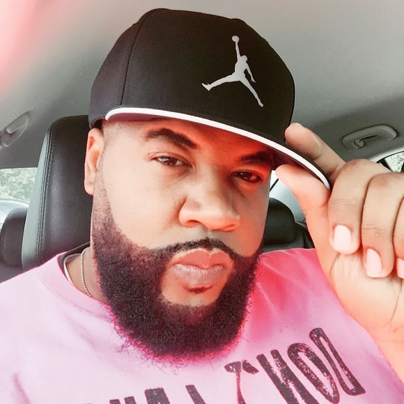 Meet your Posher, Dre - Picture 1 of 1